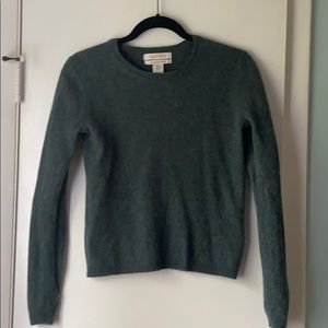 100% Cashmere Ellen Tracy sweater